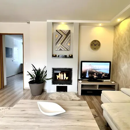Apartman Historic Charm - Cozy Nordic Retreat In Time-honored Residency Tallinn